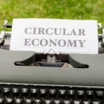 Cómo implementar la economía circular en tu taller de reparación de instrumentos de cuerda