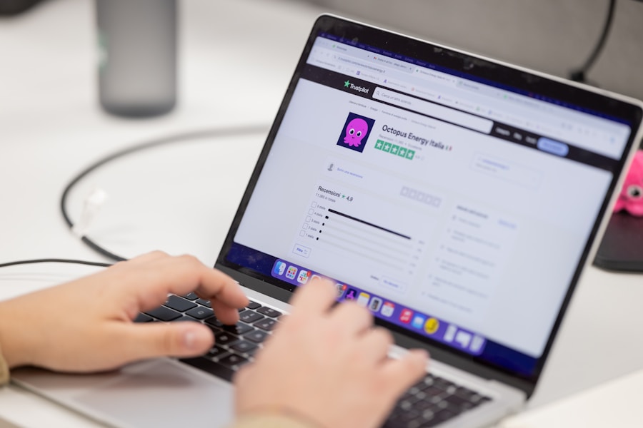 Gestiona y mejora la reputación online de tu academia en Málaga con estas herramientas digitales