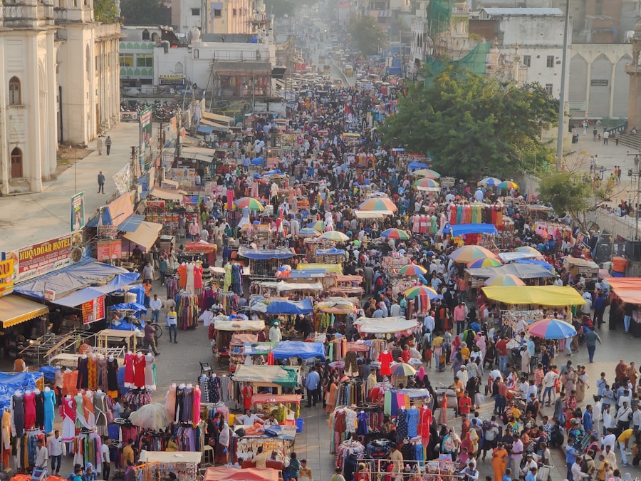 El camino hacia el éxito: Cómo expandir tu negocio eco en tu comunidad