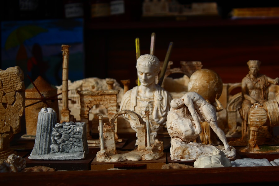 Ventas predecibles para creadores de micro-esculturas: Descubre 5 estrategias infalibles para generar ingresos constantes
