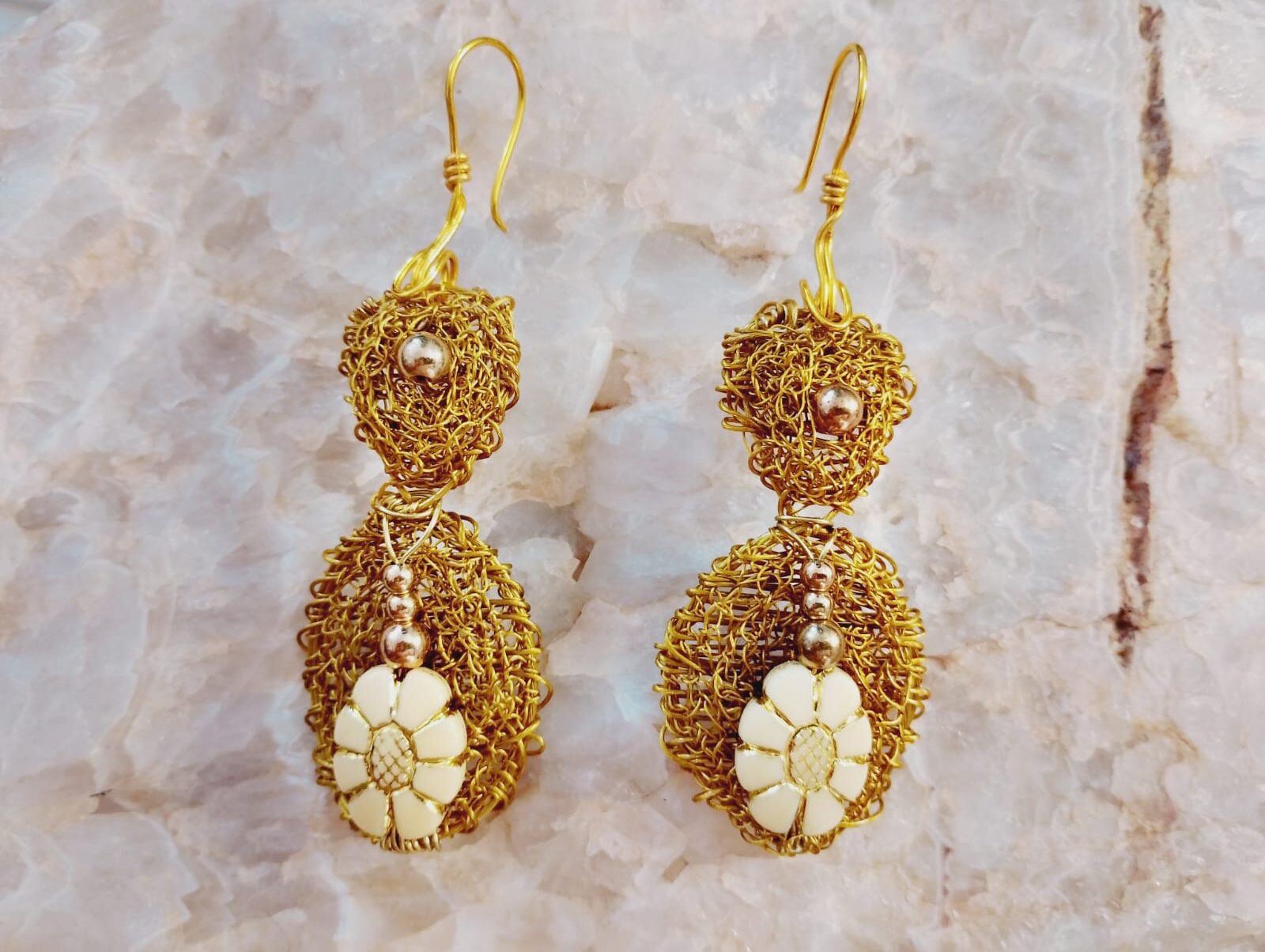Pendientes Colgantes Laberinto Mental en Crochet de Alambre