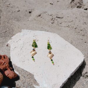 Pendientes Esencias del Sur con Siluetas Geométricas y Destellos Azules